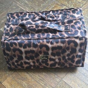JM NEW YORK Leopard Print Makeup Bag